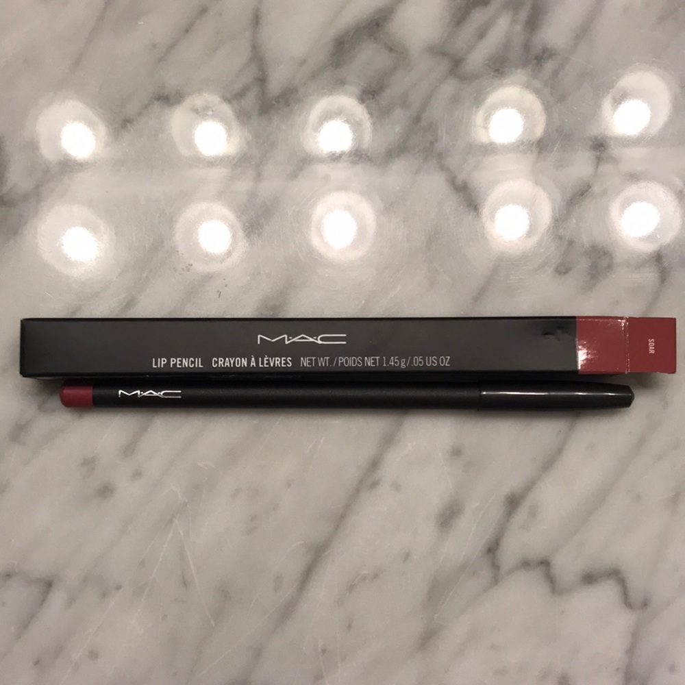 Brand new Mac lip pencil. Color: Soar.